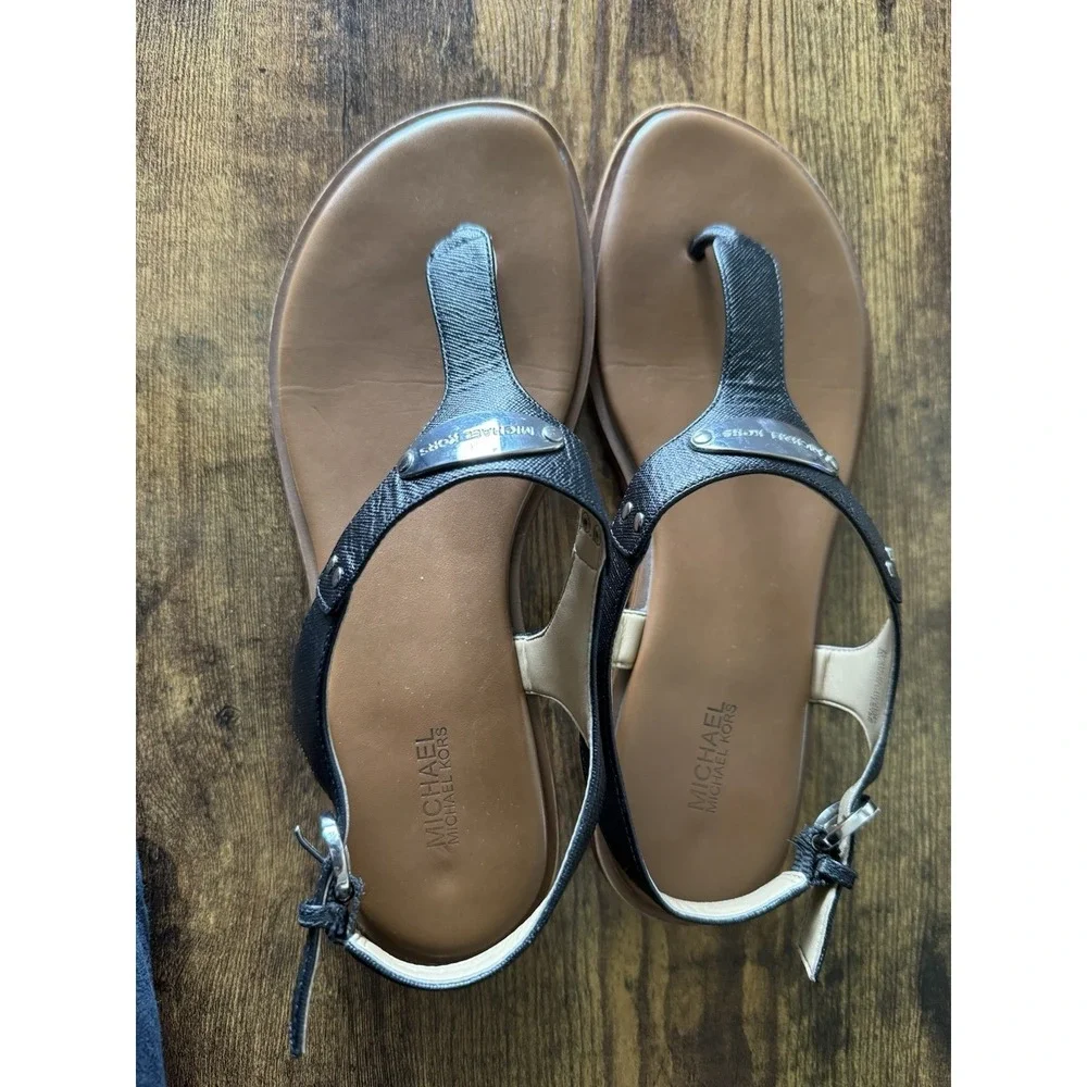 Michael Kors Women's MK Silver Plate Flat Leather Thong Sandals Black size 9M